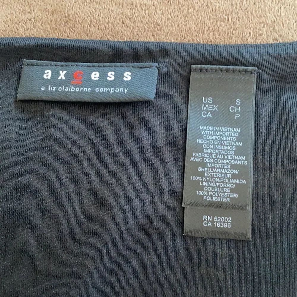 Access Women’s Blouse - Picture 8 of 9